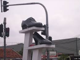 Cibaduyut, Sepatu, dan Buah | Djamandoeloe.com