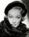 http://upload.wikimedia.org/wikipedia/commons/thumb/2/2d/Marlene_Dietrich_in_No_Highway_(1951)_(Cropped).png/275px-Marlene_Dietrich_in_No_Highway_(1951)_(Cropped).png