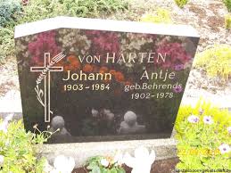 Grab von Johann Harten, von (1903-1984), Friedhof Neudorf