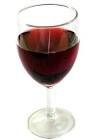 Glass wine white background - via Daymix