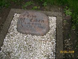 Grab von Eibo Eiben (20.06.1928-22.08.2000), Friedhof Berdum