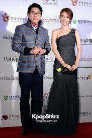 MC\u0026#39;s Yoo In Na-Kim Byung Chan Elegant Attire at K-Drama Star Awards Red Carpet [PHOTOS] - 44781-yoo-in-na-and-kim-byung-chan-dae-jeon-drama-star-awards