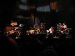 File:Foo Fighters acoustic.jpg - Wikimedia Commons