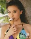 而因拍財務廣告走紅有「邦民女」