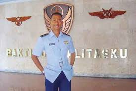 JPNN.COM : Lettu Yudho Pramono, Kopilot Fokker Nahas yang Putra ... - img07042009165301