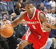 Rockets guard Aaron Brooks