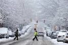 Northeast U.S. braves crippling blizzard | Reuters