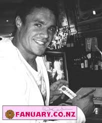 KELLY DEEKS. SIGN IN: Dan Carter signs the Fanuary supporter sticker that will be auctioned on Trade Me. - 233584