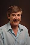 Dr Paul Davies, físico e cientista engajado na pesquisa de vida ... - images?q=tbn:ANd9GcQZAXOP_cZjcSvK1Sj8Bd8ev4l56QNWsLmxC-z2M-lQ-OMMPv5yDnX-XXnt