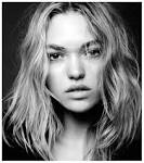 in: Cora Keegan,