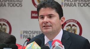 Muy complacido se mostró el Ministro de Vivienda, Luis Felipe Henao Cardona, al conocer las últimas cifras sobre licenciamiento ... - 260214-img2