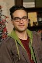 http://1.bp.blogspot.com/-Bx8sMs_01ik/TaSZa-ANAdI/AAAAAAAAApc/HNm28GxvJys/s1600/johnny-galecki-big-bang-theory-photo.jpg