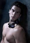 Richie Nuzzolese as "Steve