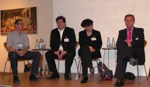 Das Diskussionsforum (v.l.): Wolfgang Trosbach, Christian Kreppel, Johanna Bonengel und Harald Leitherer ...