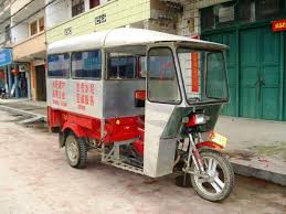 Our toto car. actually one of the main mode of transport in Yangshuo! kindaf cute dont u think? - 1058265-Our-toto-car-0