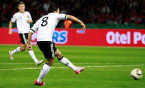 Serbie – Italie vidéo buts Marchisio et Ivanovic (1-1)