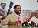 Live: Drama begins as Arvind Kejriwal resigns as AAPs national.