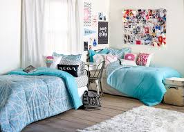Dorm Room Decorating Ideas & Decor Essentials | Interior Design ...