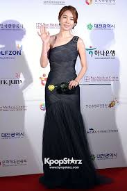 MC\u0026#39;s Yoo In Na-Kim Byung Chan Elegant Attire at K-Drama Star Awards Red Carpet [PHOTOS] - 44782-yoo-in-na-and-kim-byung-chan-dae-jeon-drama-star-awards