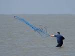 fishing nets ocean (fishing - via Daymix