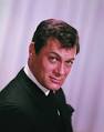 ... passing of Stoney Curtis, but here in reality it is actor ... - tony-curtis