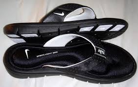 Nike Gel Flip Flops....soo squishy I'm gonna die!! Basically the ...