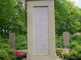 Grabstein von Johann Petersen (-02.06.1915), Friedhof Arle-neuer Friedhof. Häufige Nachnamen auf diesem Friedhof: