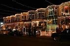 The christmas lights of the - via Daymix