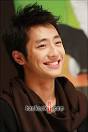 Share Lee Sang-yeob's picture ... - photo47726