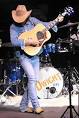 Dwight Yoakam Image Dwight Yoakam   Wikipedia, the free encyclopedia Picture 0