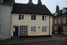 Pie Cottage, Bell Lane. Grade II listed cottage. - via Daymix