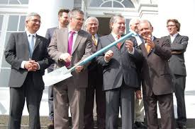 ... Ministerpräsident Kurt Beck, ZVG-Präsident Heinz Herker, (von rechts oben) Architekten Alexander von Canal, Helmut Scherhag, LWK Rheinland-Pfalz, ...