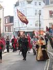 to the Old Town where Mediaeval fights took place. High Street, Hastings - via Daymix