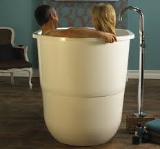 whirl pool,pool,bath tub,private room,baby bath tub,sexy tub