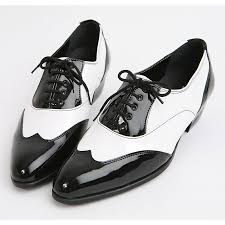 Mens black & white wingtip oxfords