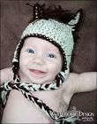 Size J hook 0-3 months