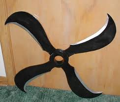 Shuriken và Kunai các loại Images?q=tbn:ANd9GcQsoXhEWmKfQRWiFTTlSYBHoI0p-tRUPJXo1ak72KbnDMYQrahvUw