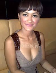 foto bugil Jupe terbaru 2012 tanpa sensor