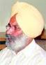 Punjab BJP leader Rajinder Mohan Singh Chhina addresses mediapersons in ... - pb2