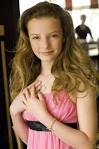 http://images2.fanpop.com/images/photos/7200000/dakota-blue-richards-dakota-blue-richards-7290105-666-1000.jpg