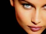 http://www.stud-center.com/wallpaper/laetitia-casta/laetitia-casta-89309.jpg