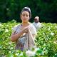 FIRST LOOK: Mariah Carey ditches the glamour as she goes barefaced as a ... 