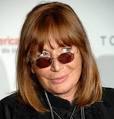 Penny Marshall Biography | Mag Issue