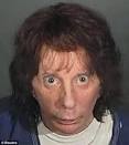 Phil Spector: gitár.