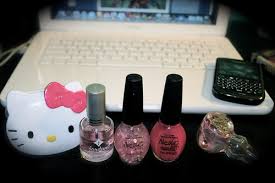 Résultat de recherche d'images pour "fashion girly"