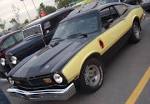 File:'77 Ford Maverick Coupe (Auto classique Bellepros Vaudreuil ... 