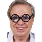 poulaei pneuma k o nick me tis malakies pou les 8eteis ton pixi tis