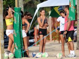 Esperan&ccedil;a do v&ocirc;lei de praia brasileiro, filha de Xuxa volta &agrave;s ...