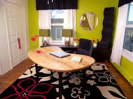 Feng Shui Tips For Office Desk – 3 Feng Shui Office Tips