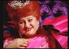 Edith Massey as Queen Carlotta - Edith-Massey-as-Queen-Carlotta-dreamlanders-10673777-799-565